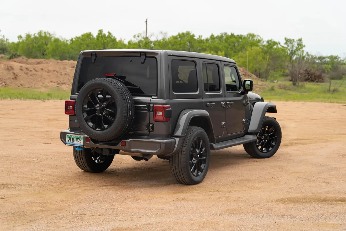 Jeep Wrangler 4xe (2021) image